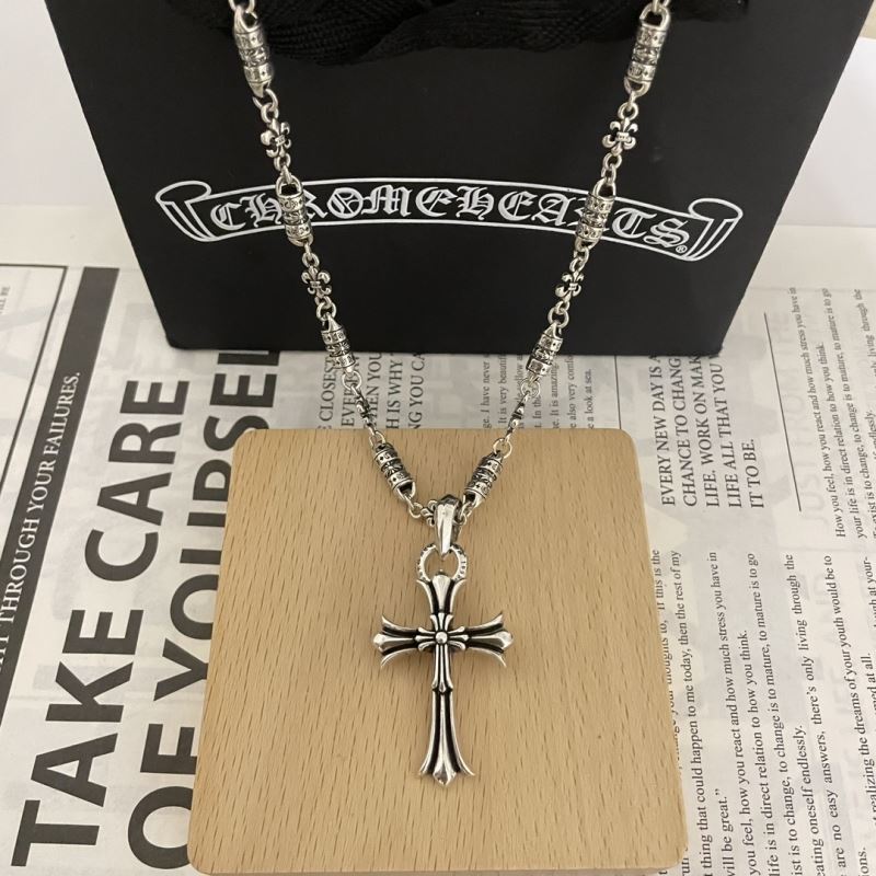 Ch**me He**ts necklaces